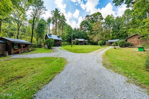 579 Trout Run Road, Mountain City, TN, 37683 | Card Image