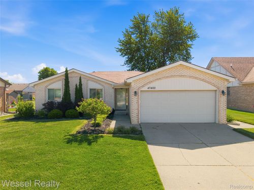 47400 Sanborn Dr, Macomb, MI, 48044-4810 | Card Image