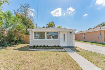 3107 E Shadowlawn Avenue, House other with 4 bedrooms, 1 bathrooms and null parking in Tampa FL | Image 1