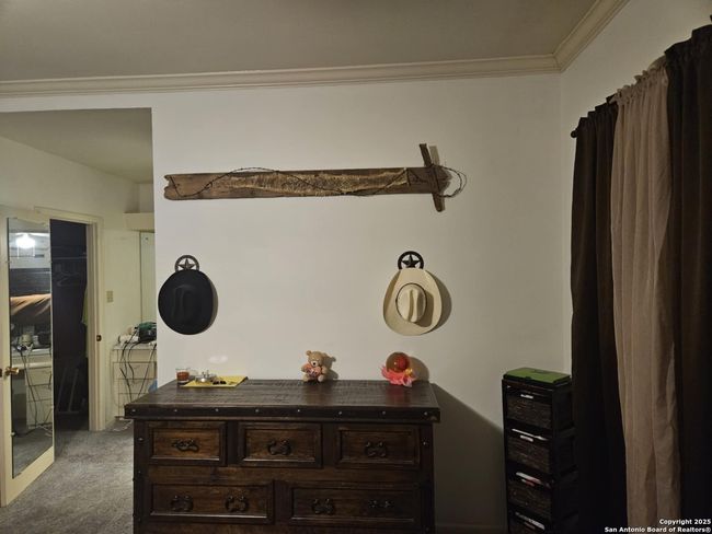 1017 E Trinity St, House other with 3 bedrooms, 2 bathrooms and null parking in Pearsall TX | Image 28