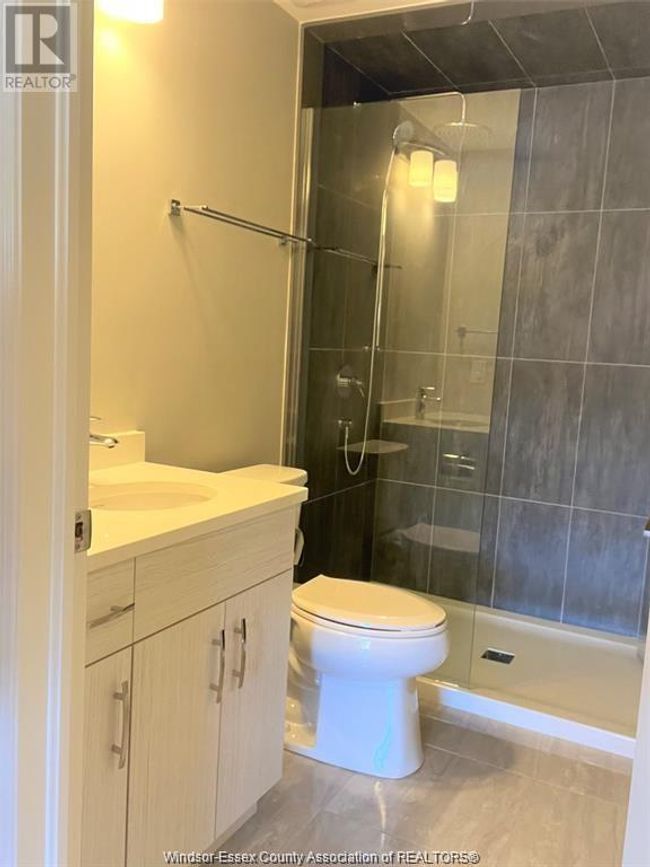 305 - 480 Fairview Blvd, Condo with 2 bedrooms, 2 bathrooms and null parking in Windsor ON | Image 18