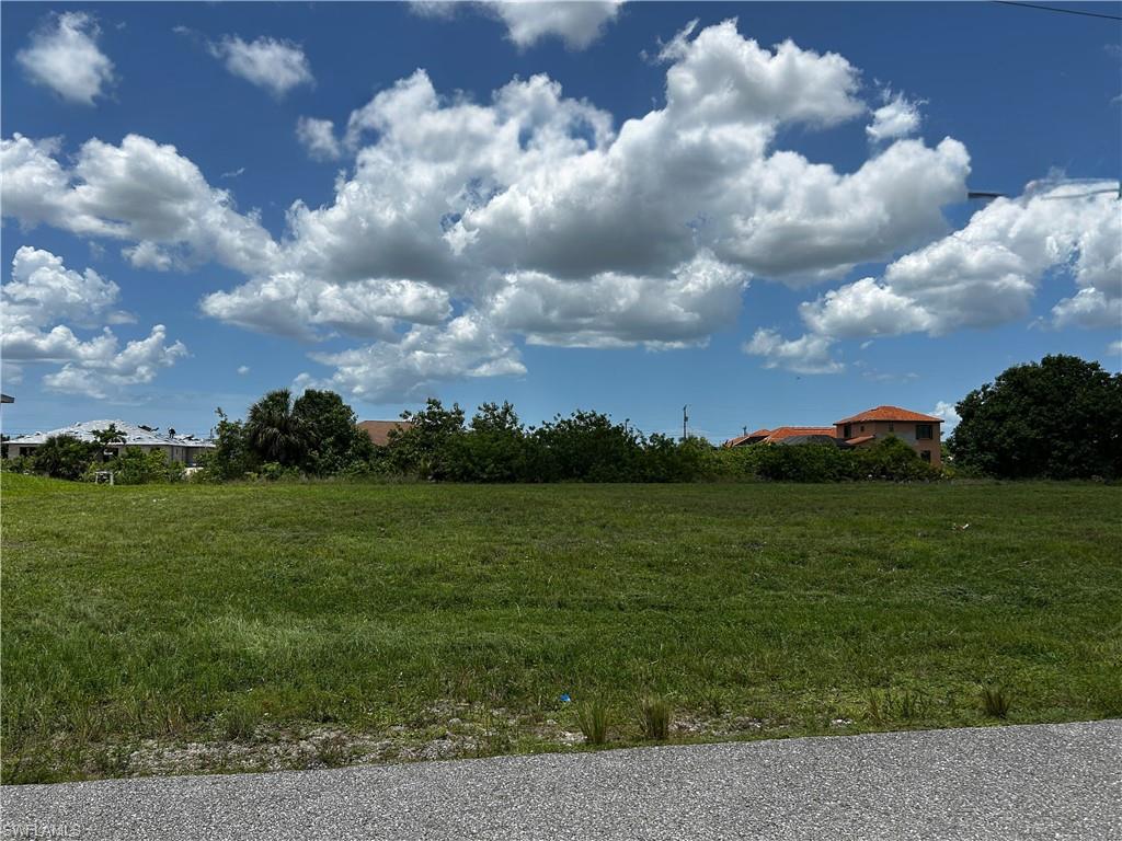 Land in CAPE CORAL 2