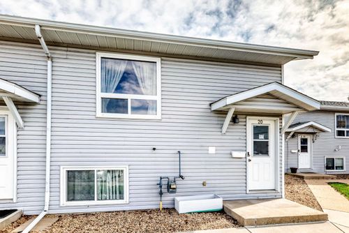 20-10 Fairbank Rd, Red Deer, AB, T4N4X7 | Card Image