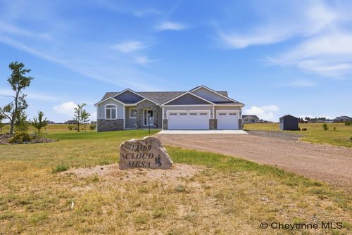 12369 Cloud Mesa Dr, Cheyenne, WY, 82009-8670 | Card Image