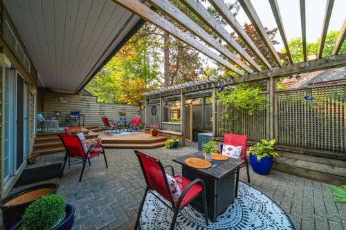 3945 Creekside Pl, Burnaby, BC, V5G4R3 | Card Image