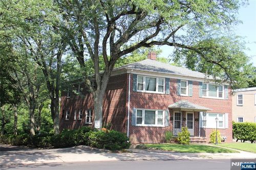 287 Main St, Millburn, NJ, 07041-1180 | Card Image