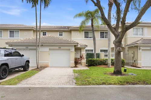 2293-2293 Nw 170th Ave, Pembroke Pines, FL, 33028-2058 | Card Image