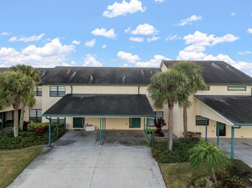 634 Yardarm Dr, APOLLO BEACH, FL, 33572-2454 | Card Image