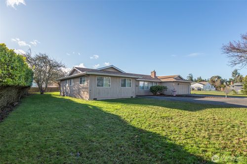 141 Bay View St, Sequim, WA, 98382-8049 | Card Image