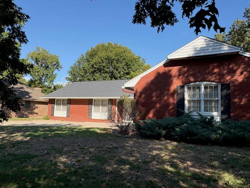 8310 E Brentmoor St, Wichita, KS, 67206-2304 | Card Image