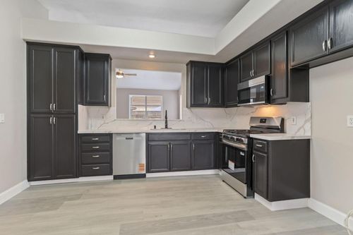 3421 Strickland Dr, Stockton, CA, 95212-3441 | Card Image