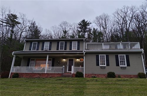 2622 Powderhouse Rd, Corning, NY, 14830-9404 | Card Image