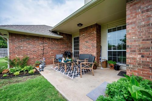 2912 Astor Dr, Norman, OK, 73072-2287 | Card Image