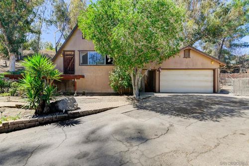 11618 Johnson Lake Rd, Lakeside, CA, 92040-1018 | Card Image