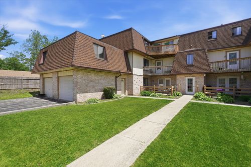 4-19444 Wolf Rd, Mokena, IL, 60448-1175 | Card Image