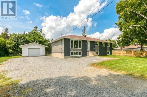 11 Houle Ave, Chelmsford, ON, P0M1L0 | Card Image