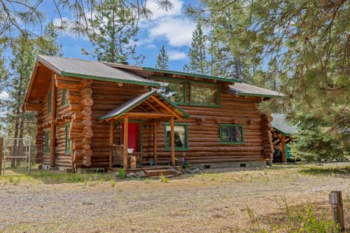 16765 Pine Pl, La Pine, OR, 97739-9745 | Card Image