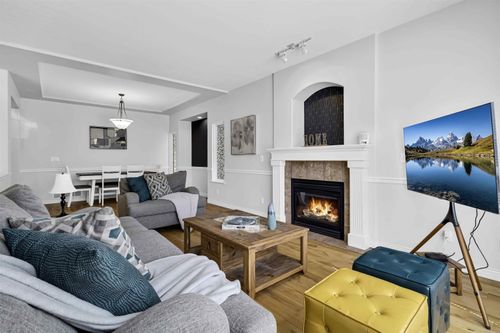 19683 Joyner Pl, Pitt Meadows, BC, V3Y2S3 | Card Image