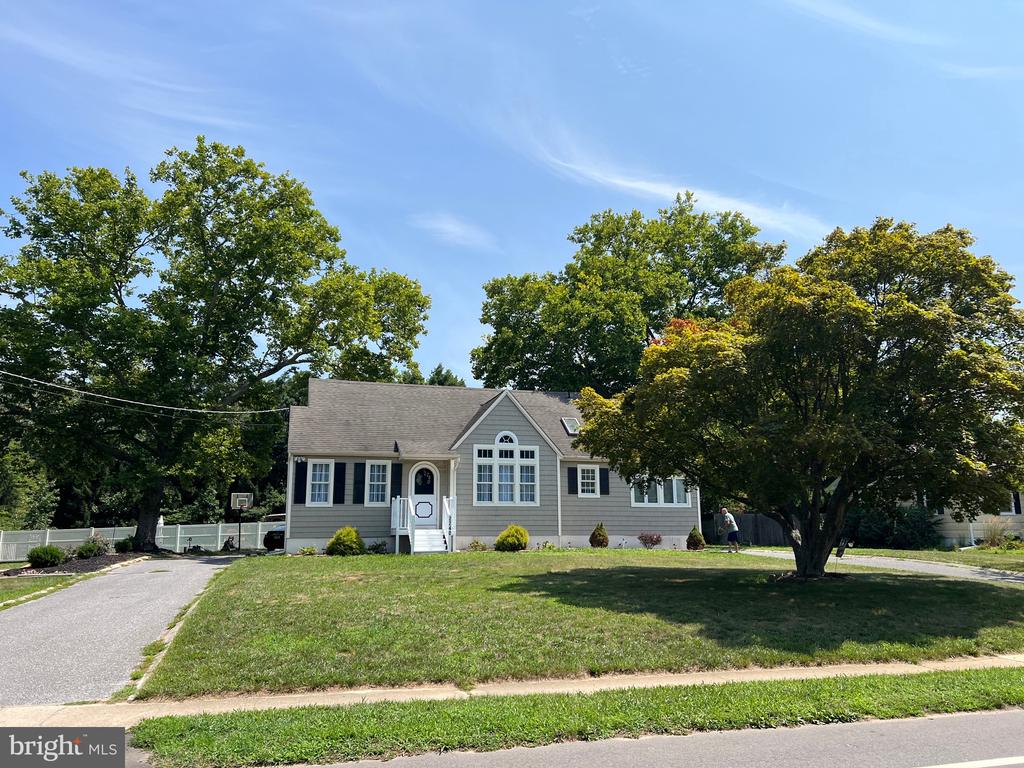 Palermo Ave, Vineland, NJ 08361