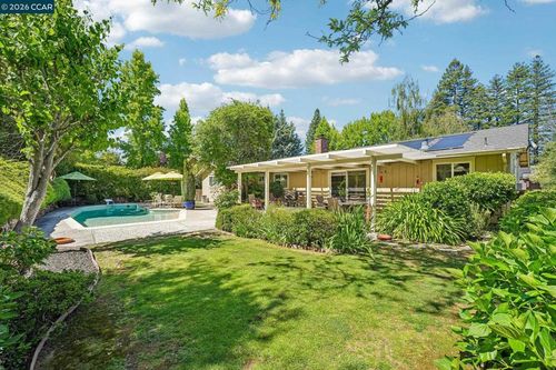 340 Donald Dr, Moraga, CA, 94556-2312 | Card Image