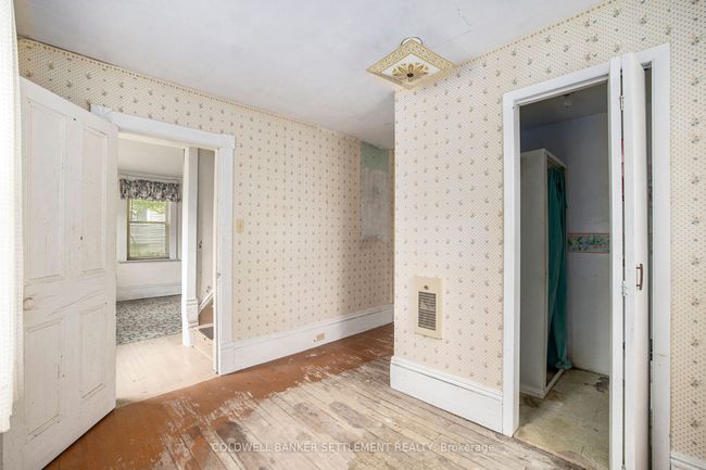 2297 S Lavant Rd, House other with 3 bedrooms, 1 bathrooms and 2 parking in Lanark ON | Image 6