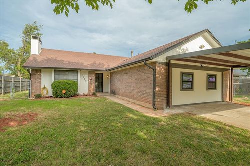 5705 S Bodine Dr, Oklahoma City, OK, 73135-1641 | Card Image