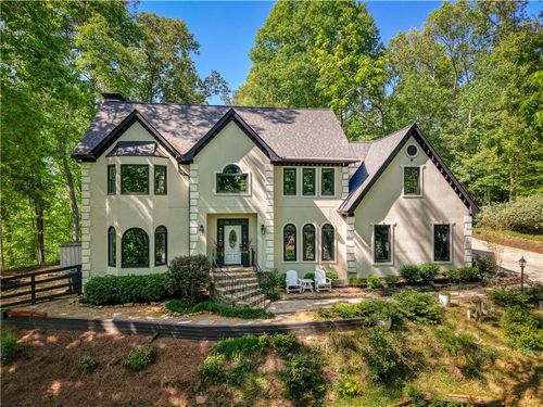 2935 Coles Way, Sandy Springs, GA, 30350-1077 | Card Image
