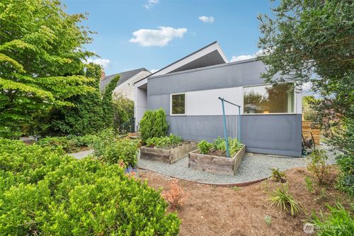 8351 Jones Ave Nw, Seattle, WA, 98117-3503 | Card Image