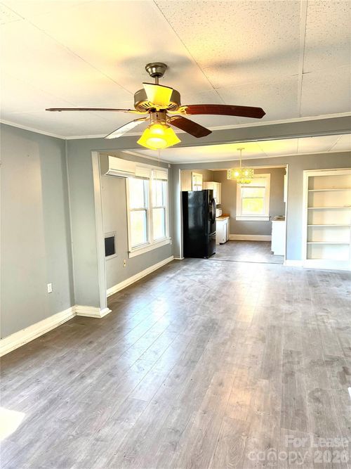 107 Nichols St, chester, SC, 29706-1547 | Card Image