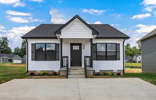 1413 Isaiah Dr, Clarksville, TN, 37042-1352 | Card Image
