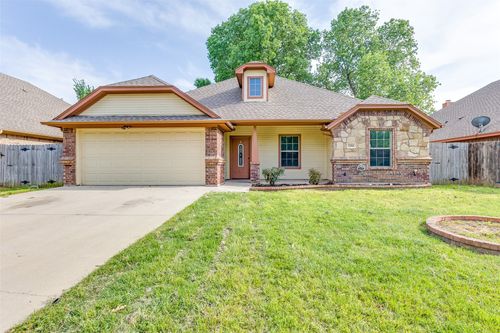 1204 Eagle Lake Dr, Azle, TX, 76020-5101 | Card Image