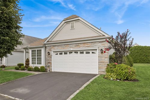 25 Louden Loop, Mount Sinai, NY, 11766-3410 | Card Image