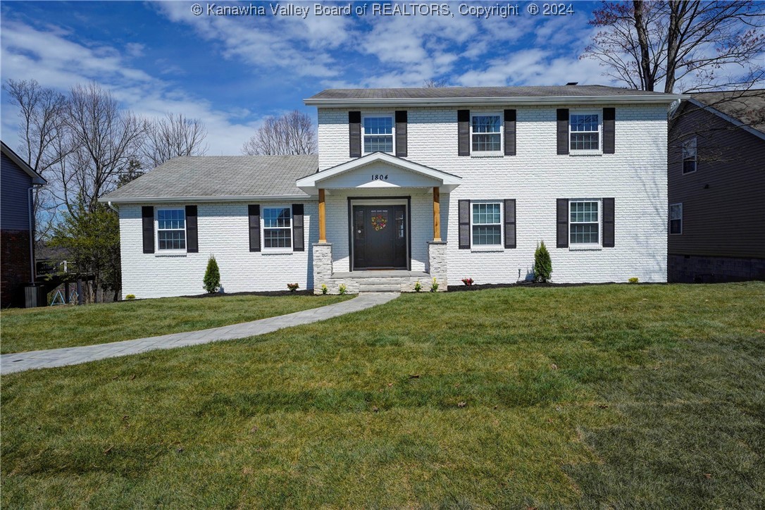Smith Rd, Charleston, WV 25314