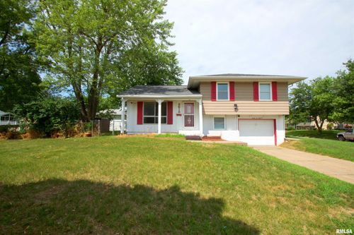 3618 18th St, Bettendorf, IA, 52722-2712 | Card Image