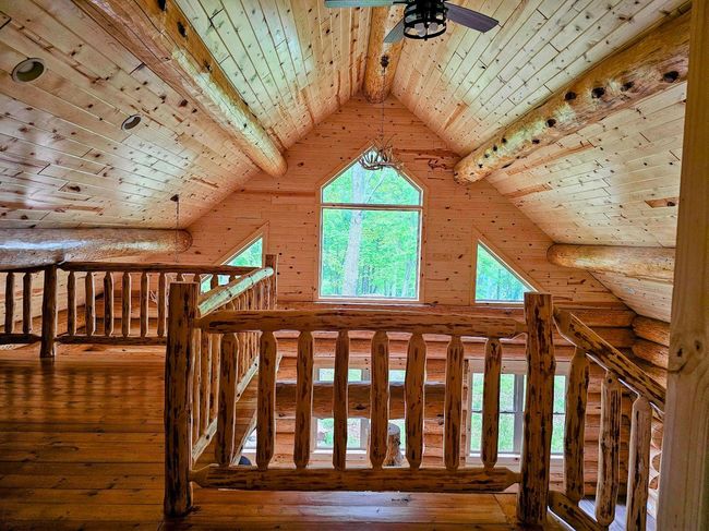 The loft.jpg | Image 23