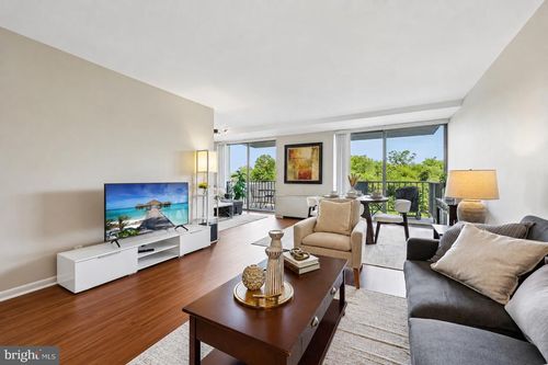 313-301 N Beauregard St, ALEXANDRIA, VA, 22312-2909 | Card Image