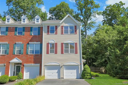 91 Meadow Ln, New City, NY, 10956-5408 | Card Image