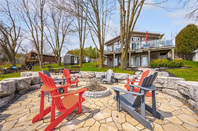 513 Five Road, House other with 2 bedrooms, 3 bathrooms and 7 parking in Mapleton ON | Image 37