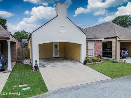 103 Laguna Ln, Lafayette, LA, 70508-7070 | Card Image