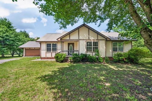 230 Amanda Dr, Jamestown, TN, 38556 | Card Image