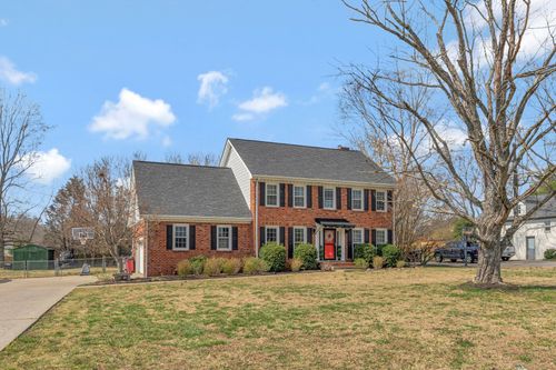 2884 Cages Bend Rd, Gallatin, TN, 37066-5721 | Card Image