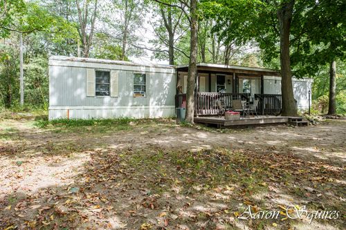 8155 Centerline Road, Saranac, MI, 48881 | Card Image