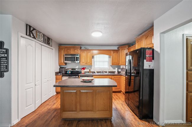 1105 S Maple Ave, House other with 3 bedrooms, 2 bathrooms and null parking in Tahlequah OK | Image 9
