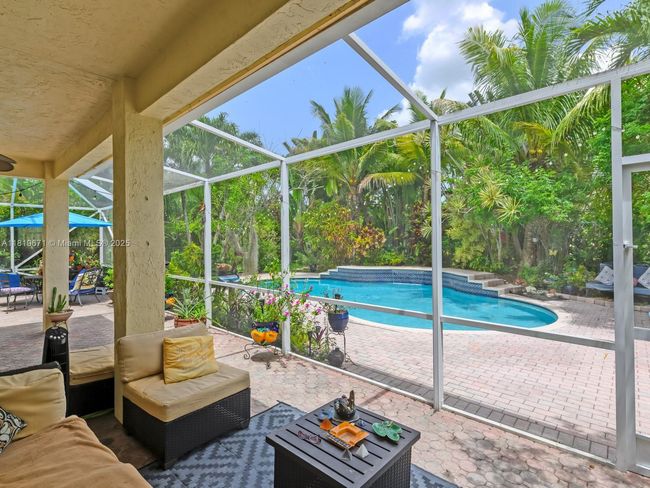 4209 Pinewood Ln, House other with 5 bedrooms, 4 bathrooms and null parking in Weston FL | Image 44