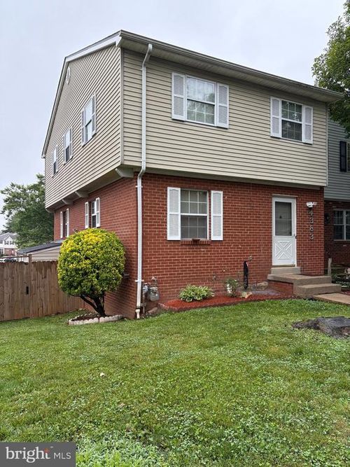 4383 Ensbrook Ln, WOODBRIDGE, VA, 22193-2642 | Card Image