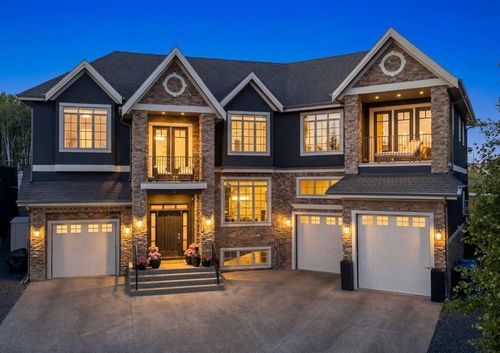11 Elveden Pl Sw, Calgary, AB, T3H0L1 | Card Image