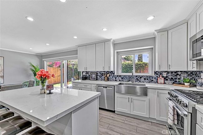 13601 Charloma Dr, House other with 4 bedrooms, 2 bathrooms and 4 parking in Tustin CA | Image 9
