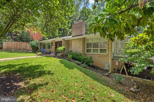 7713 Arrowood Ct, BETHESDA, MD, 20817-2821 | Card Image