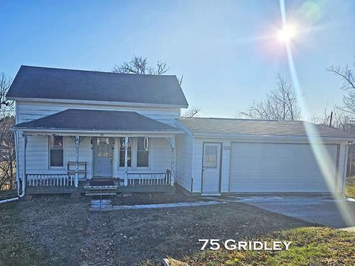 75 E Gridley Avenue, PLATTEVILLE, WI, 53818 | Card Image