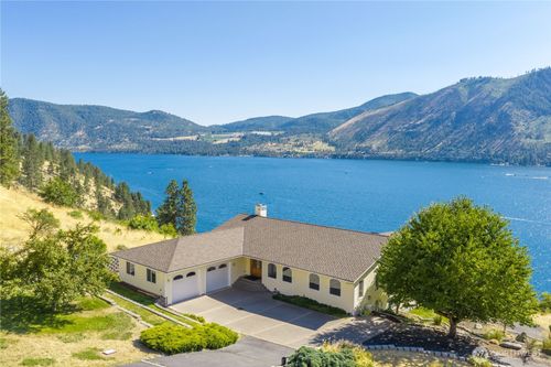 3035 Lakeshore Dr, Manson, WA, 98831-9630 | Card Image